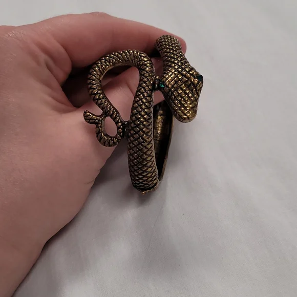Snake Bracelet - Picture 2 of 6